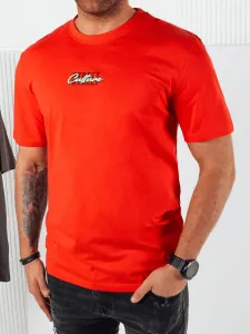 Oranžna majica s trendovskim napisom
