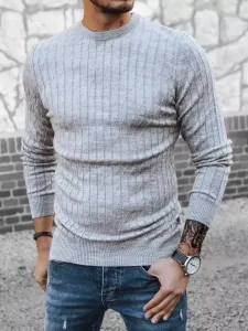 Trendovski pleteni pulover v svetlo sivi barvi