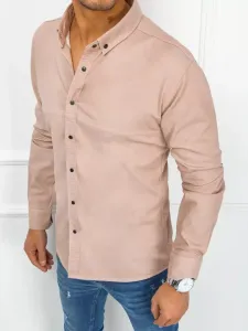 Rožnata srajca trendovskega dizajna
