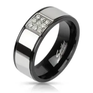 Jeklen prstan - srebrne barve s črnimi linijami, kvadrat iz kamenčkov - Velikost: 57