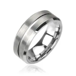 Brušen prstan iz volframa v srebrni barvi - Velikost: 55