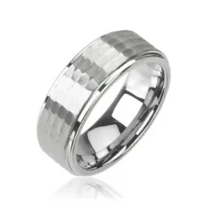 Volframov prstan srebrne barve, brušen vzorec, 8 mm - Velikost: 60