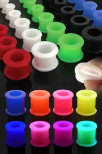 Tunelček za uho - gibljiv, UV, gumijast - Širina: 6 mm , Barva piercinga: Bela
