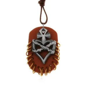 Ogrlica iz umetnega usnja - rjav oval z obročki, srce s križem in žico