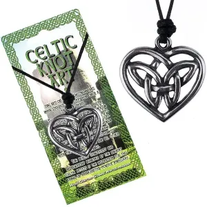 Verižica iz vrvice, črn sijoč kovinski keltski vozel in srce